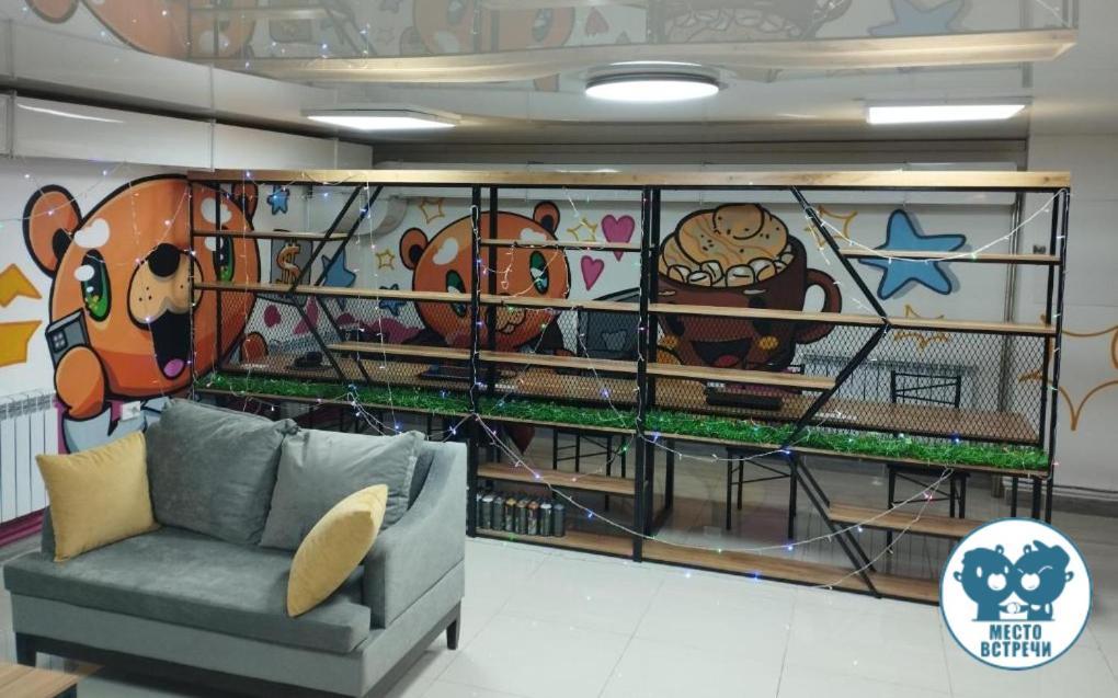 Место Встречи "Guest House Meeting Place" บิชเคก ภายนอก รูปภาพ